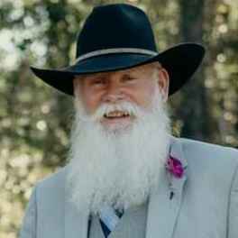 <i class="material-icons" data-template="memories-icon">chat_bubble</i><br/>Steven Van Ord, Marine Corps, Master Sergeant<br/>Posted by: Emilly Schubert<br/><div class='remember-wall-long-description'>Loving husband, father, and Poppy. A great man, who served his country with honor and pride.</div><a class='btn btn-primary btn-sm mt-2 remember-wall-toggle-long-description' onclick='initRememberWallToggleLongDescriptionBtn(this)'>Learn more</a>